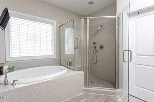505 Northwood Dr, Raleigh, NC 27609 - Photo 17