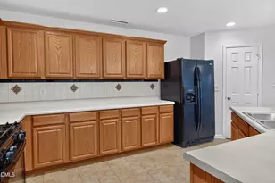 224 Ashdale Dr, Fuquay-Varina, NC 27526 - Photo 11