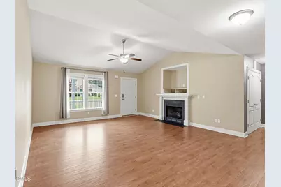 35 Hadleigh Way, Fuquay Varina, NC 27526 - Photo 5