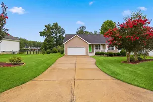 35 Hadleigh Way, Fuquay Varina, NC 27526 - Photo 3