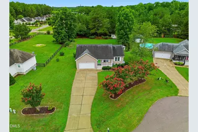 35 Hadleigh Way, Fuquay Varina, NC 27526 - Photo 1