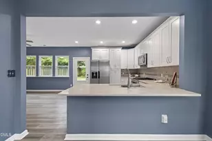 205 N Weststone Blvd, Fuquay Varina, NC 27526 - Photo 9