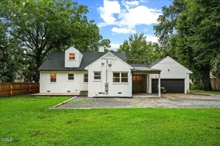 506 W Noble St, Selma, NC 27576 - Photo 7