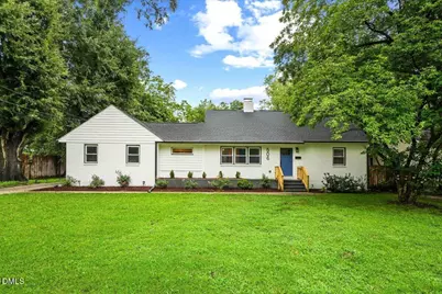 506 W Noble Street, Selma, NC 27576 - Photo 1
