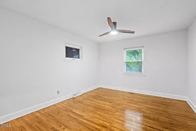 506 W Noble Street, Selma, NC 27576 - Photo 29