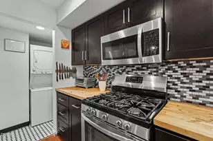 3732 Yorktown Pl, Raleigh, NC 27609 - Photo 15