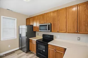 317 Commons Dr, Holly Springs, NC 27540 - Photo 11