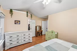 208 Windbyrne Dr, Cary, NC 27513 - Photo 15