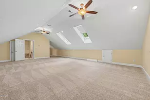 101 Collinson Dr, Chapel Hill, NC 27514 - Photo 31