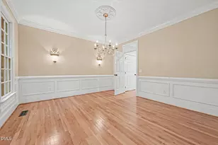 101 Collinson Dr, Chapel Hill, NC 27514 - Photo 9
