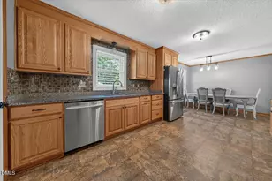 201 Ashby Ln, Goldsboro, NC 27530 - Photo 5