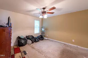 7104 Snodgrass Hill Ct, Raleigh, NC 27610 - Photo 15
