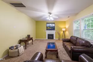 7104 Snodgrass Hill Ct, Raleigh, NC 27610 - Photo 7
