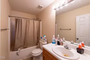 7104 Snodgrass Hill Ct, Raleigh, NC 27610 - Photo 17