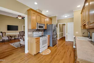 548 Walapai Dr, Fuquay-Varina, NC 27526 - Photo 11