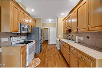 548 Walapai Drive, Fuquay-Varina, NC 27526 - Photo 7