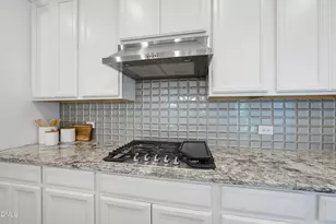 537 Oaks End Dr, Holly Springs, NC 27540 - Photo 21