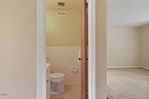 1102 Willow Dr, Chapel Hill, NC 27517 - Photo 7