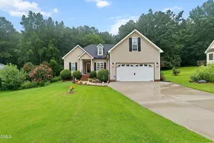 128 Redbud Dr, Clayton, NC 27520 - Photo 3