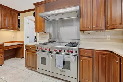 8824 Woodyhill Road, Raleigh, NC 27613 - Photo 5