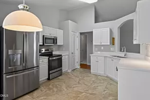 6800 Edwell Ct, Raleigh, NC 27617 - Photo 17