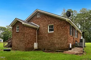 12068 Old Smithfield Rd, Bailey, NC 27807 - Photo 29