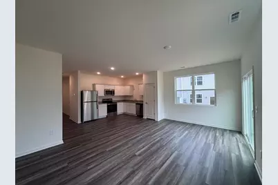 1112 Dakine Drive, Durham, NC 27704 - Photo 3