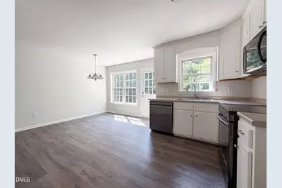 576 Sunray Drive, Clayton, NC 27520 - Photo 9