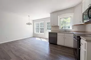 576 Sunray Dr, Clayton, NC 27520 - Photo 9