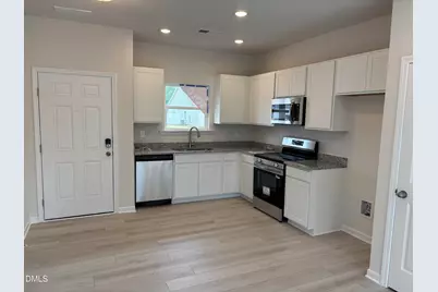 279 Courtside Drive, Dunn, NC 28334 - Photo 3