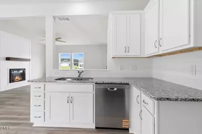 128 Hummingbird Grv Lane, Princeton, NC 27569 - Photo 13