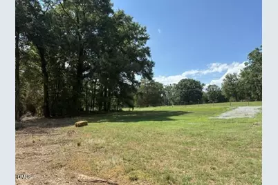 211 Colonial Avenue, Goldston, NC 27252 - Photo 5