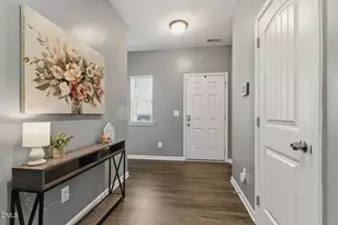 119 S Rose Hill Dr, Clayton, NC 27520 - Photo 3