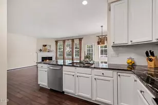 9 Alexis Ct, Durham, NC 27703 - Photo 15