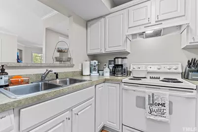1201 Westview Lane #101, Raleigh, NC 27605 - Photo 9