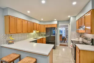 113 Mel Oaks Dr, Chapel Hill, NC 27516 - Photo 15