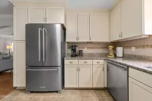 4408 Talcott Dr, Durham, NC 27705 - Photo 7