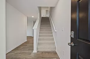 114 Claude St, La Grange, NC 28551 - Photo 5