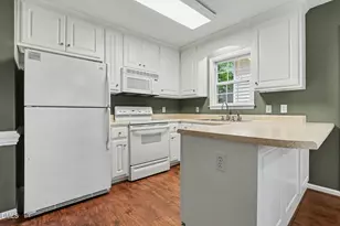 307 Gordon Farm Dr, Benson, NC 27504 - Photo 9