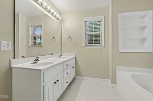 307 Gordon Farm Dr, Benson, NC 27504 - Photo 17