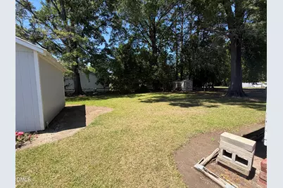209 N Pollock Street, Selma, NC 27576 - Photo 1