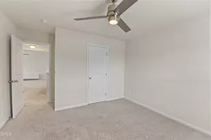 10017 Lynnberry Pl, Raleigh, NC 27617 - Photo 27