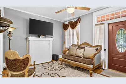 239 W Young Avenue, Henderson, NC 27536 - Photo 5