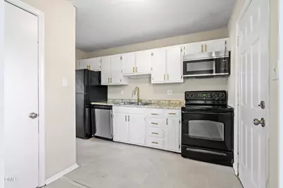 1218 Southwood Drive, Fayetteville, NC 28304 - Photo 9
