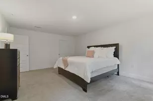 6805 Doddridge Ln, Cary, NC 27519 - Photo 29