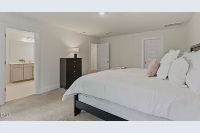 6805 Doddridge Lane, Cary, NC 27519 - Photo 31