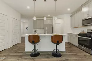6805 Doddridge Ln, Cary, NC 27519 - Photo 7