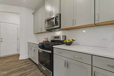6805 Doddridge Lane, Cary, NC 27519 - Photo 11