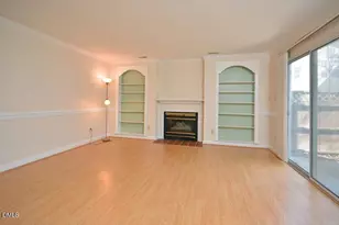 425 Summerwalk Cir, Chapel Hill, NC 27517 - Photo 5