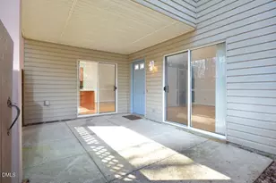 425 Summerwalk Cir, Chapel Hill, NC 27517 - Photo 3